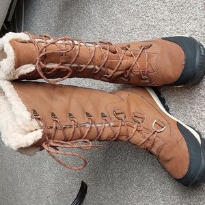 Bear Paw Quilted Fur Lined Boots